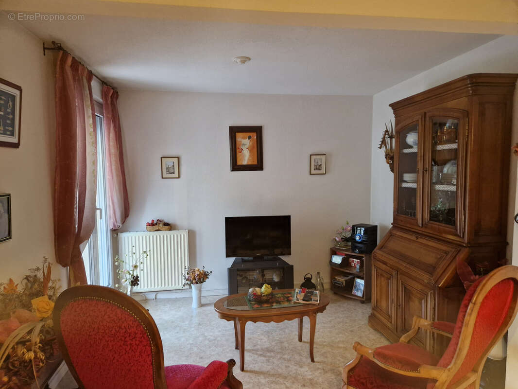 Appartement T4 avec grand balcon - photo 2