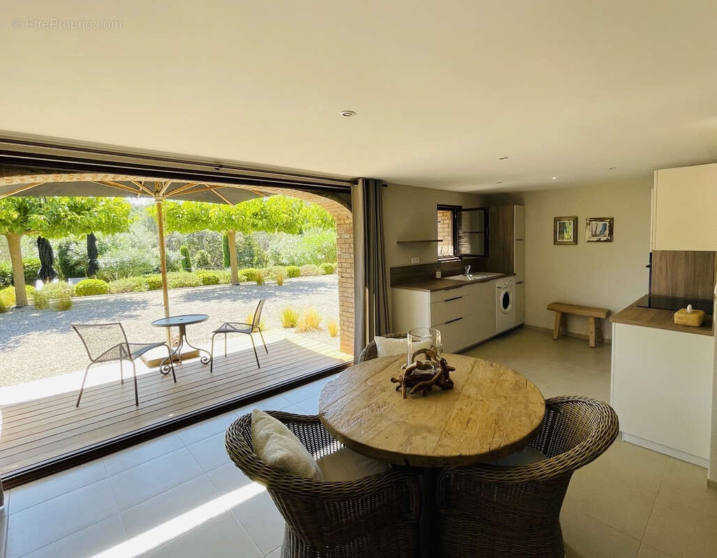 Maison à PLAN-DE-LA-TOUR