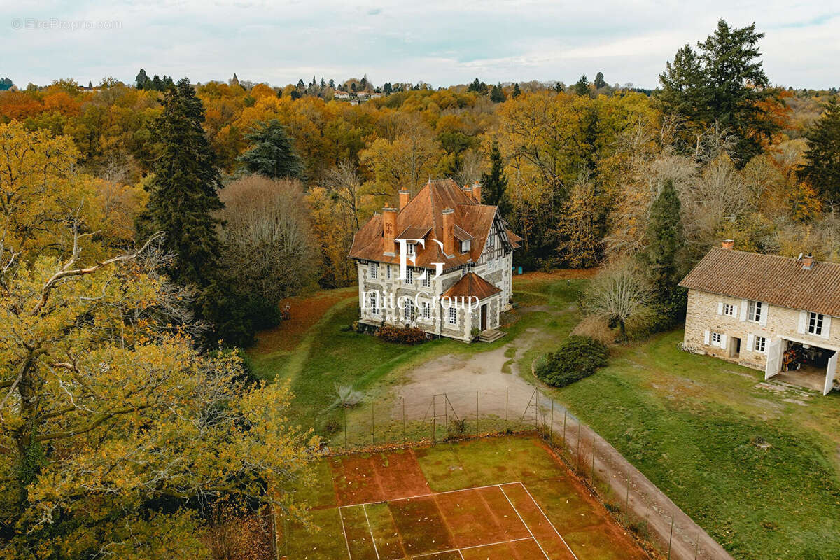 Maison à ORADOUR-SUR-VAYRES