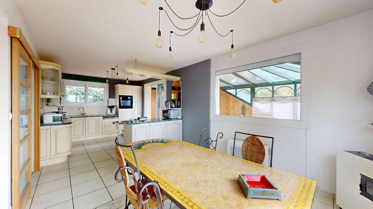 Maison à CHALEZE