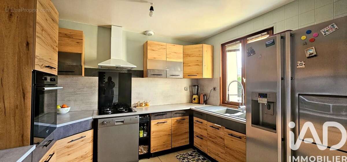 Photo 9 - Maison à MONTEREAU-FAULT-YONNE