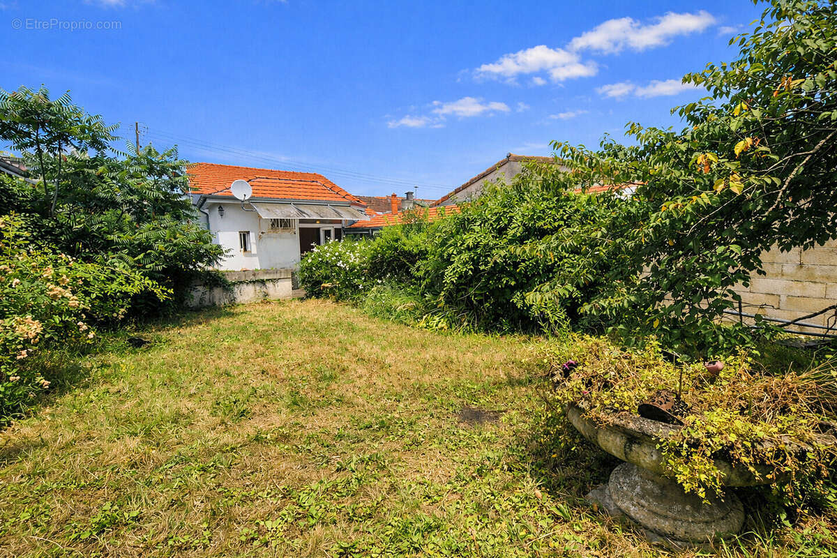 Maison à LE BOUSCAT