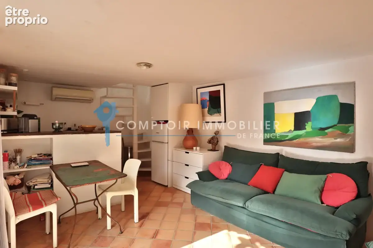Dept 84 - Goult - Ravissante et atypique propriété en pierre 150 m2 + terrain avec garage et piscine non atten - photo 13