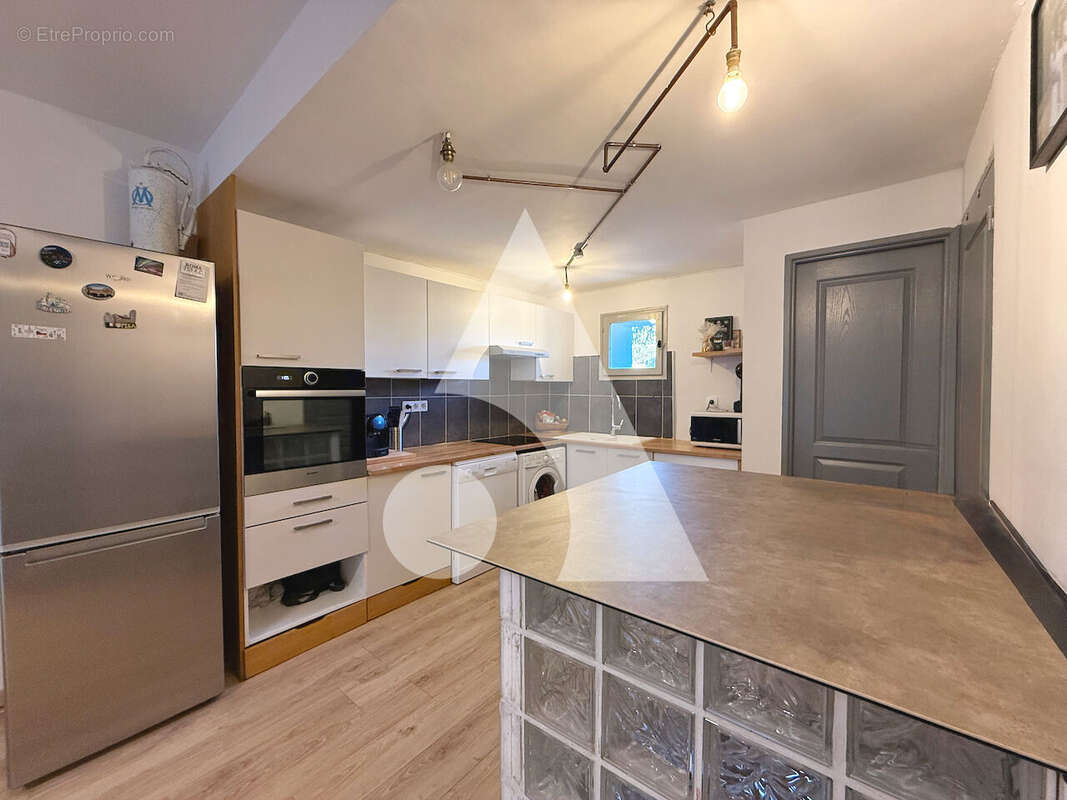 Appartement à PERTUIS