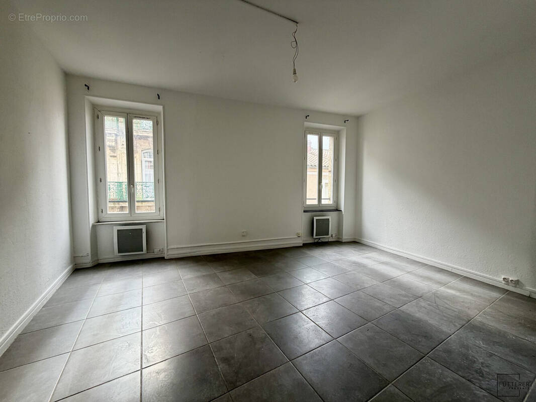 Appartement à LEZIGNAN-CORBIERES