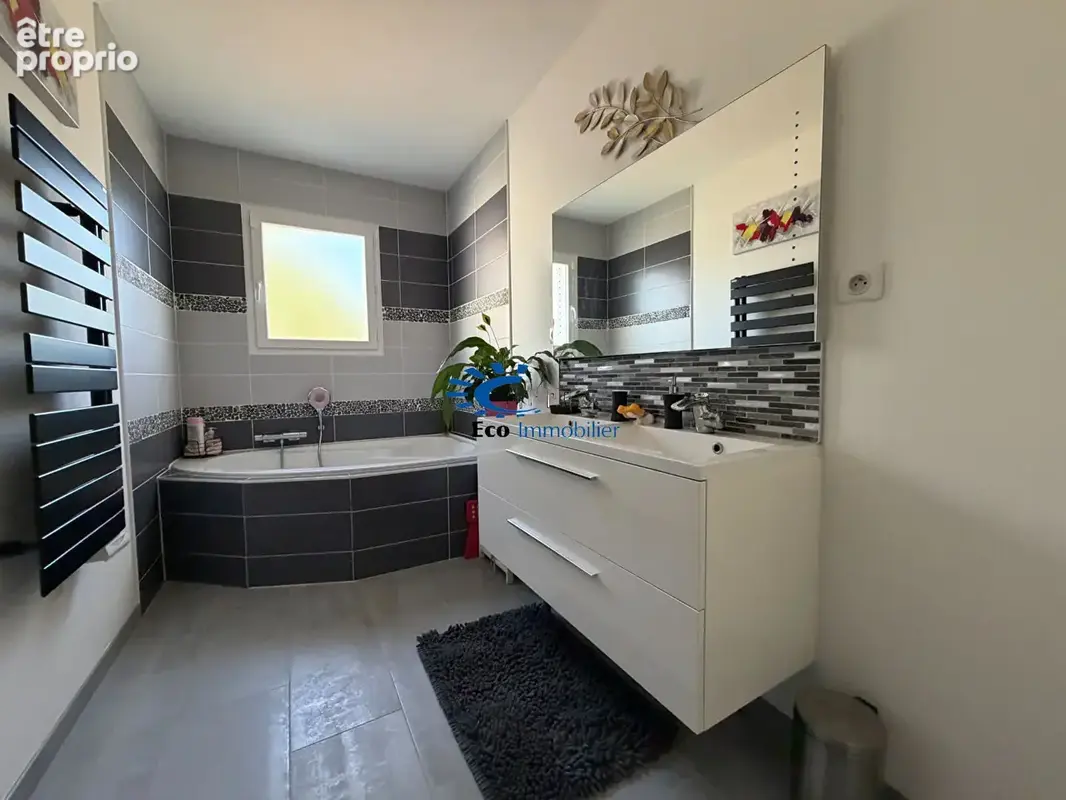 Exclusivite saint rogatien maison plain-pied 4 chambres jardin terrasse garage - photo 15