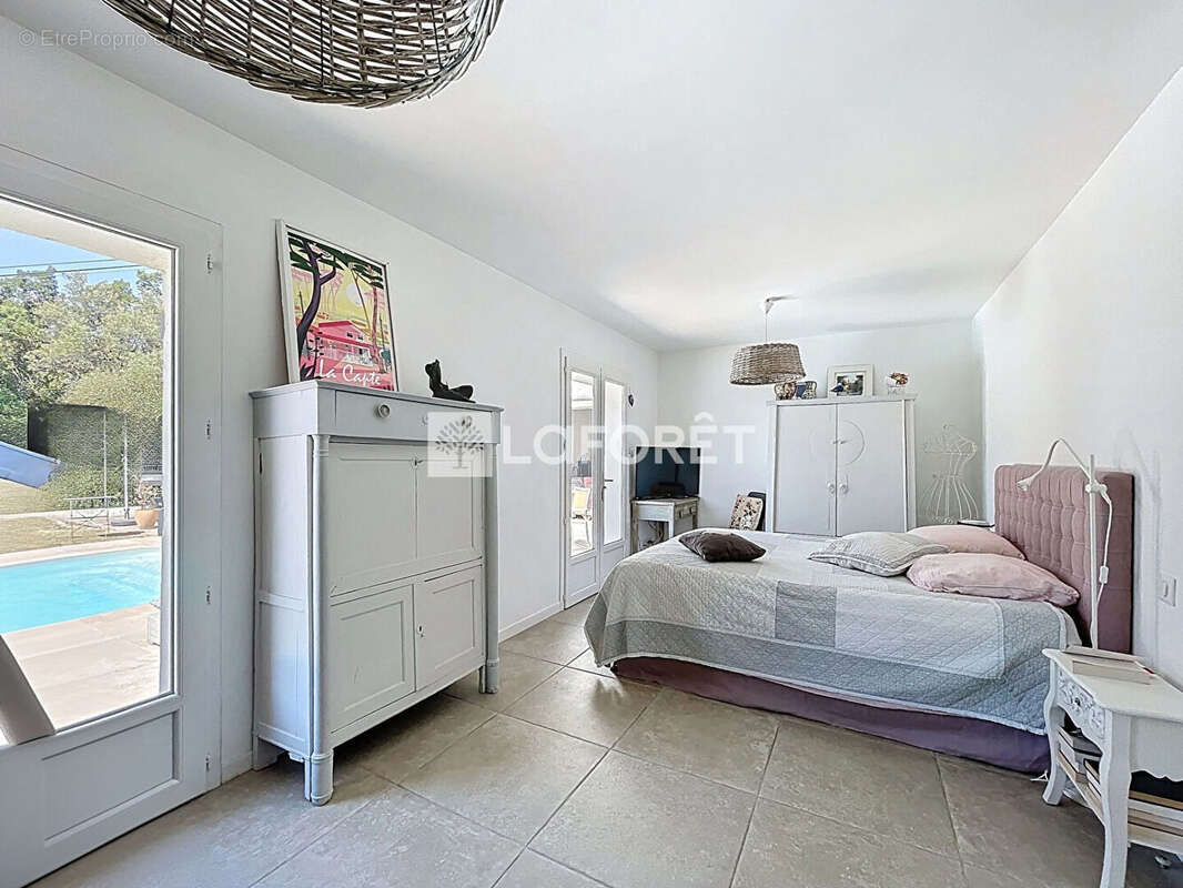 Maison à LA VALETTE-DU-VAR