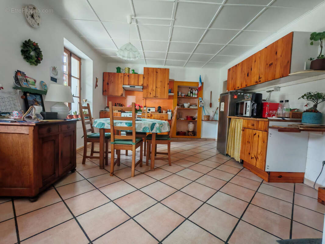 Maison à CHAMOUSSET