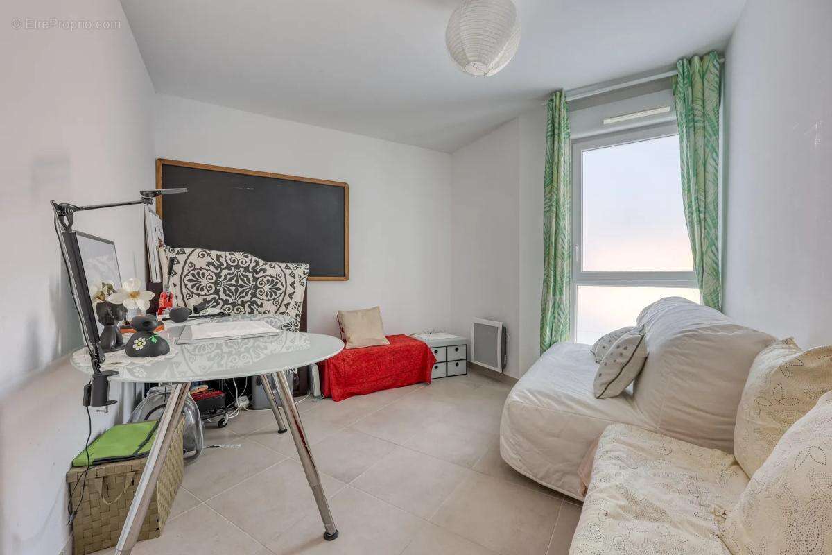 Appartement à MARSEILLE-14E