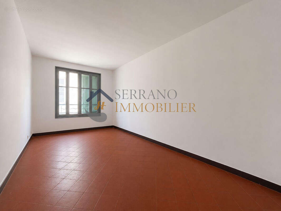 Appartement à BEAUCAIRE