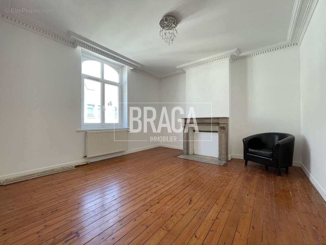Maison de caractere de 220m2 hab a vendre a boulogne sur mer centre ville 4 chambres garage terrasse - photo 7