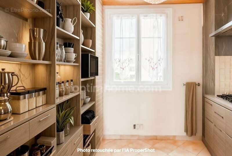 Appartement à LES PAVILLONS-SOUS-BOIS