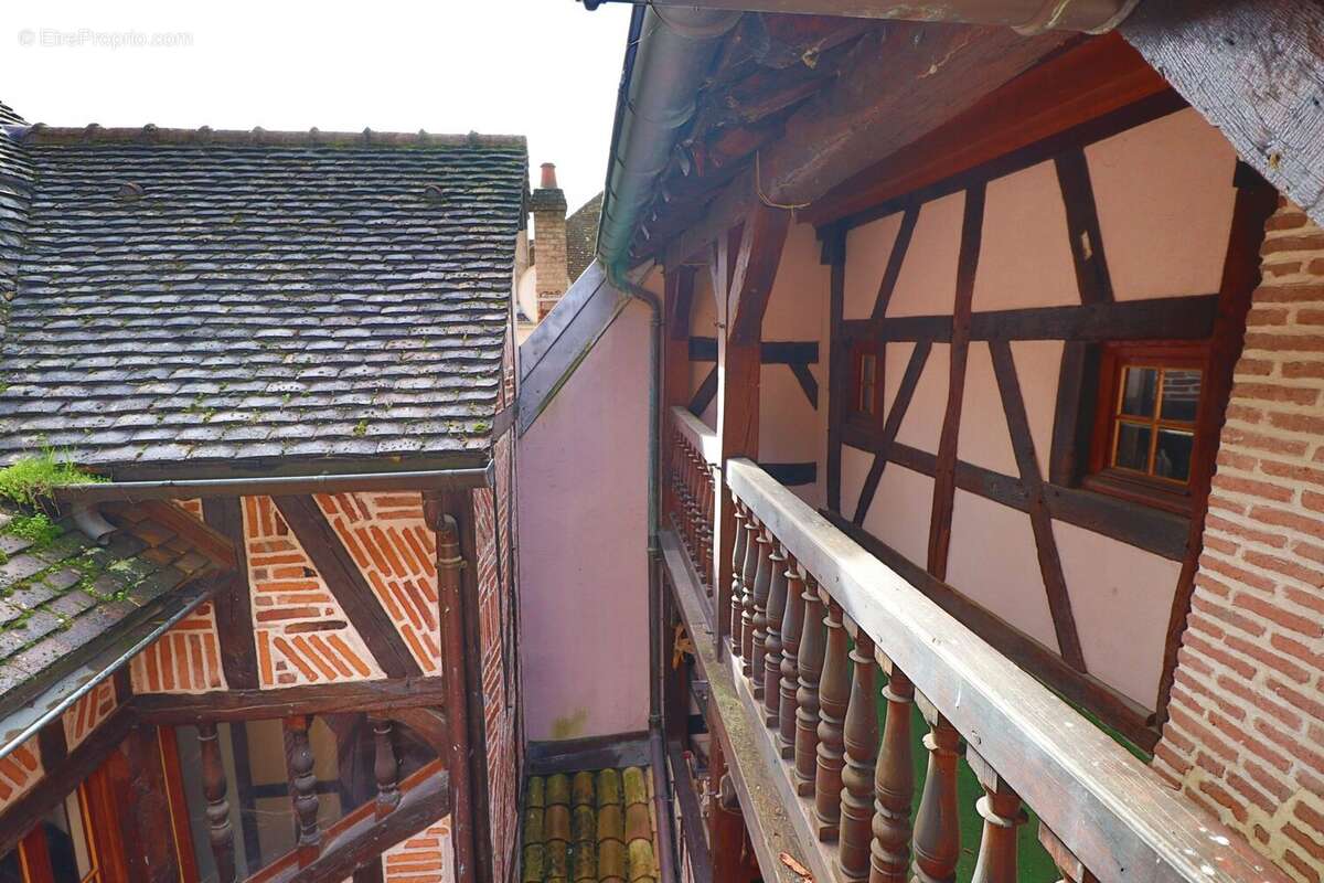 Appartement à SEURRE