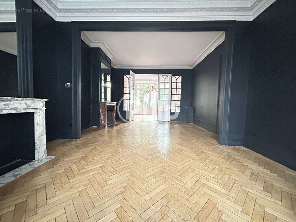 Maison à LA MADELEINE