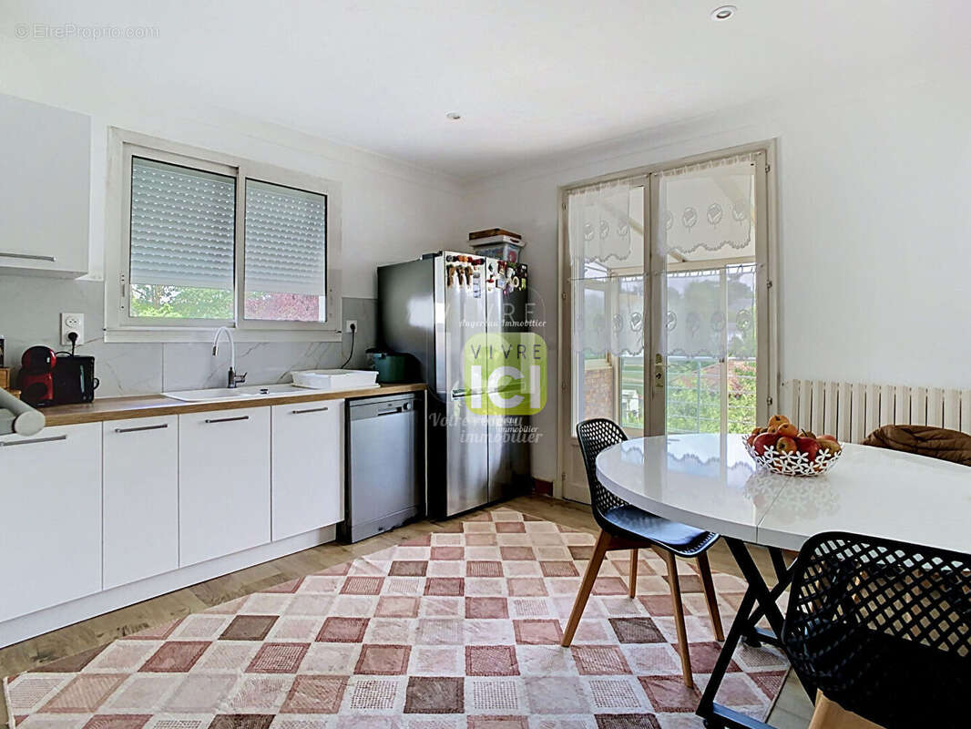 Maison Cholet 5 pièce(s) 108 m2 - photo 9
