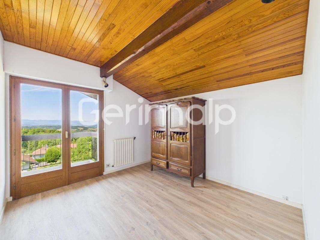 Vente - Maison - 8 pièces + cuisine - 180 m² - 795 000 € - - photo 30