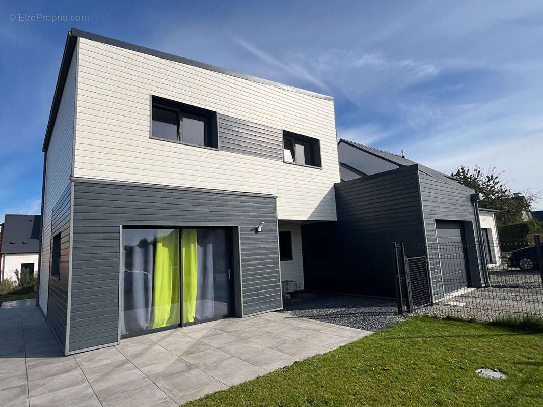 Maison à VAL-D&#039;IZE