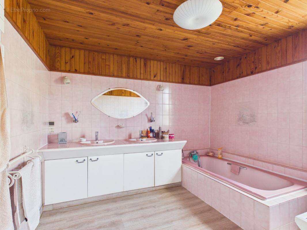 Maison 182 m² à Vendeuil-Caply  - photo 5