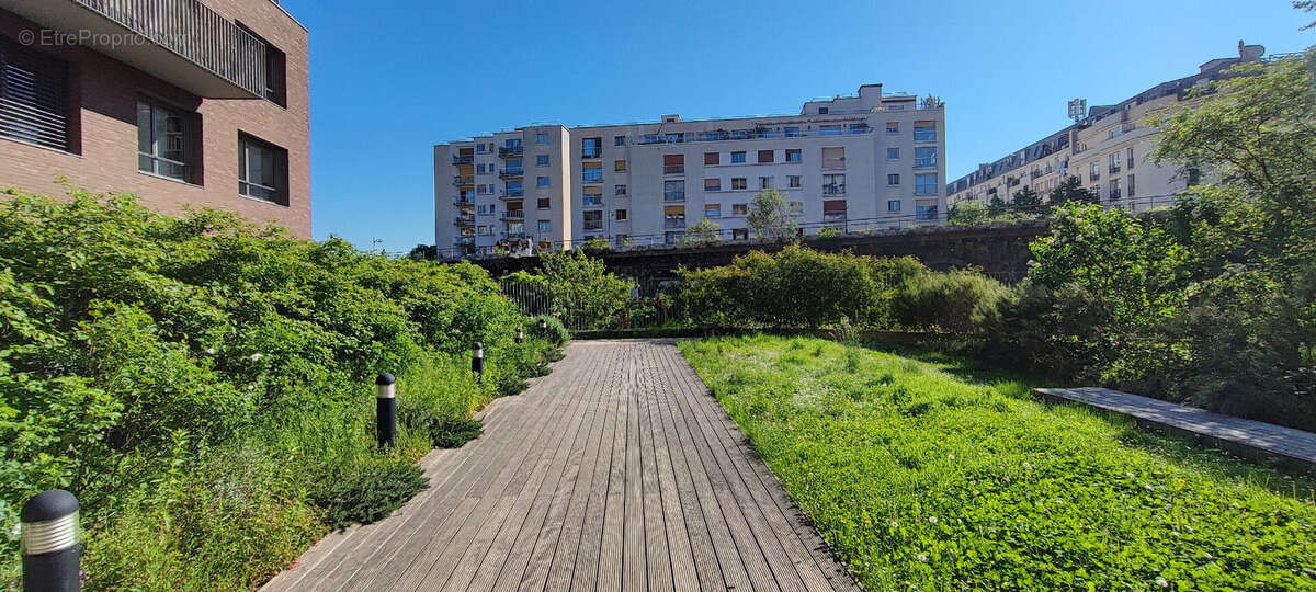 Appartement à PARIS-19E