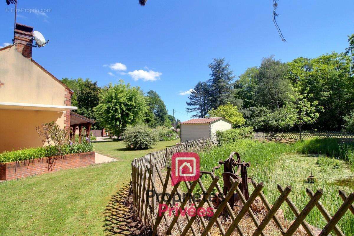 À vendre - longere 200 m² habitables, dependances, terrain 5200 m² - photo 14