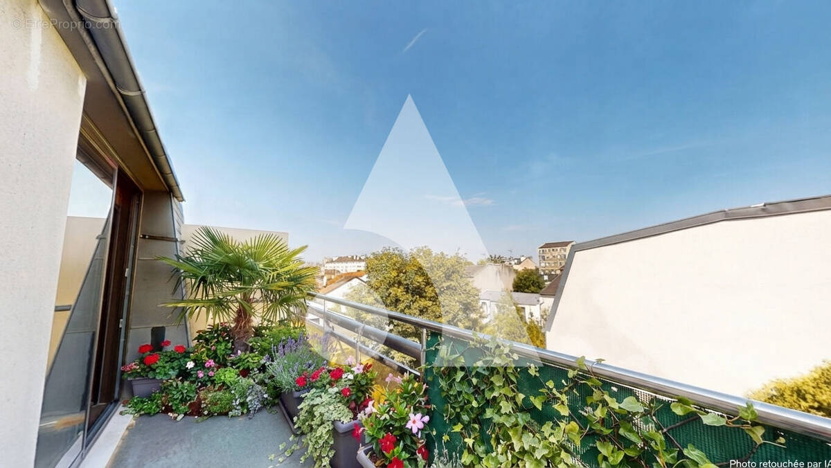 Appartement à LA GARENNE-COLOMBES