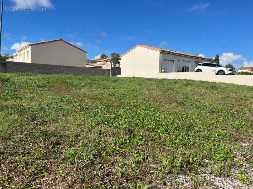 Terrain à LAVILLEDIEU