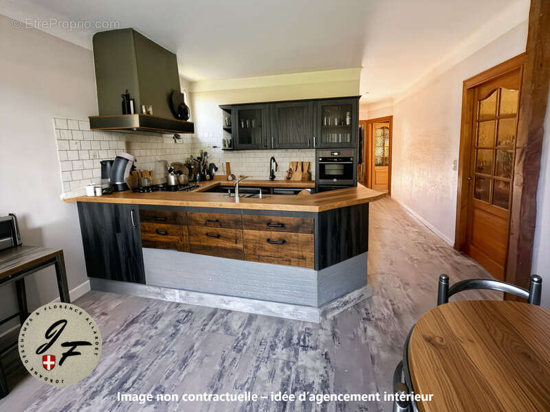 Maison à VIVIERS-DU-LAC