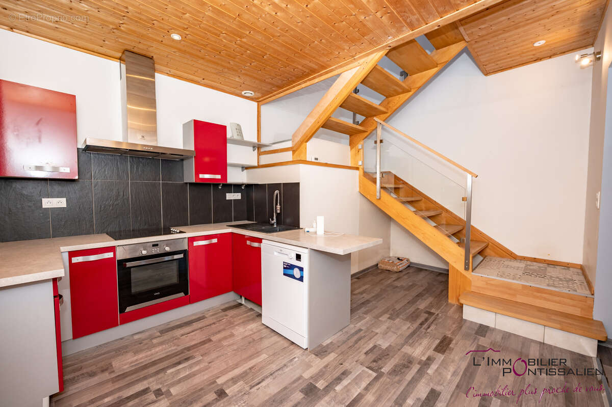 Appartement à LABERGEMENT-SAINTE-MARIE