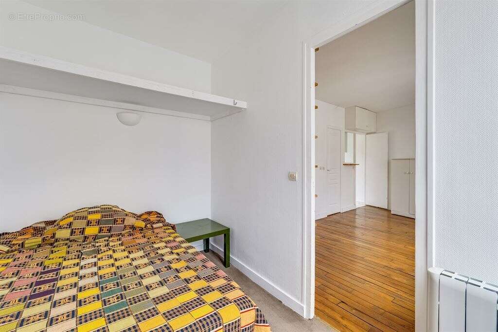 Appartement à PARIS-3E