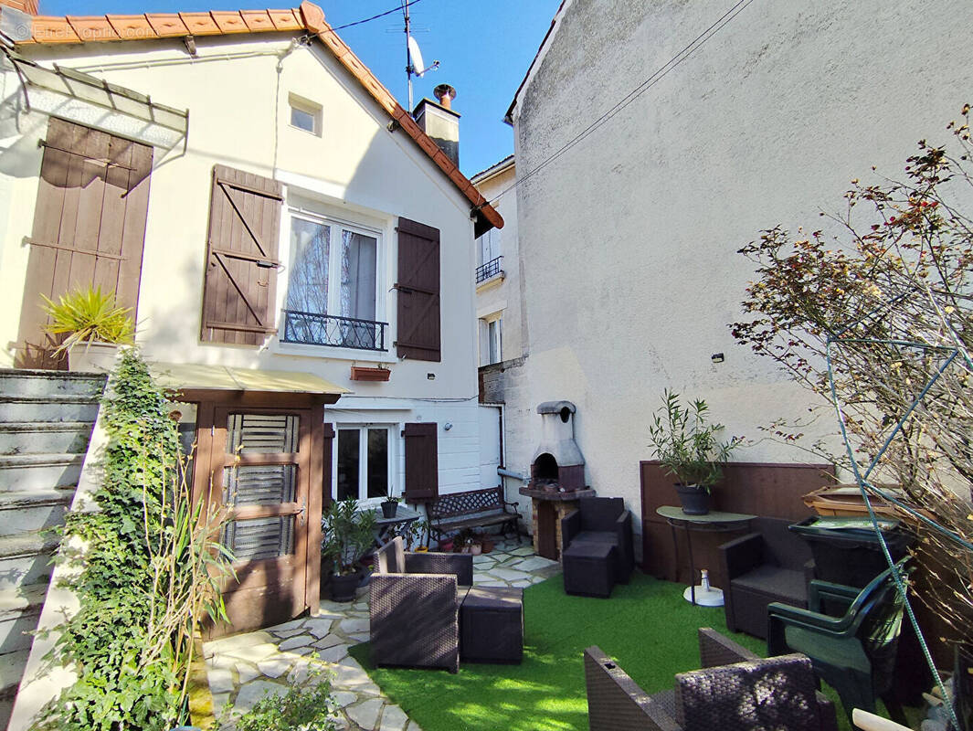 Maison à VILLEMOMBLE