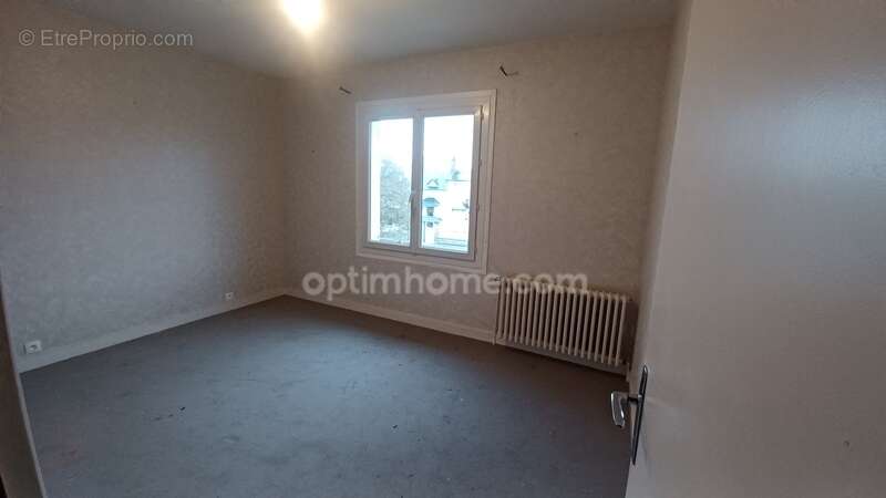 Maison à POUGUES-LES-EAUX