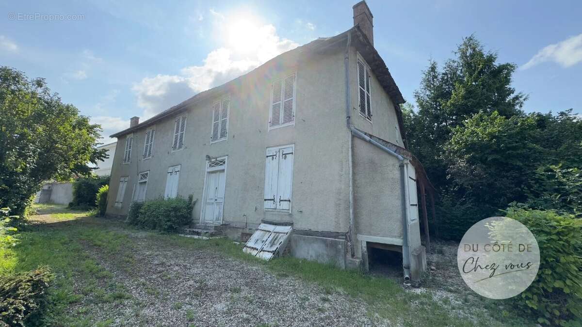 Ensemble immobilier à rénover à Isle Aumont, proche de Troye - photo 5
