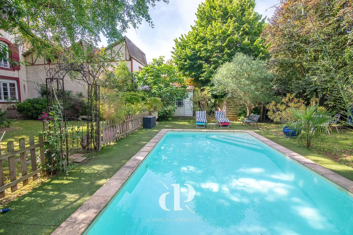 Maison à BEAUMONT-DE-LOMAGNE