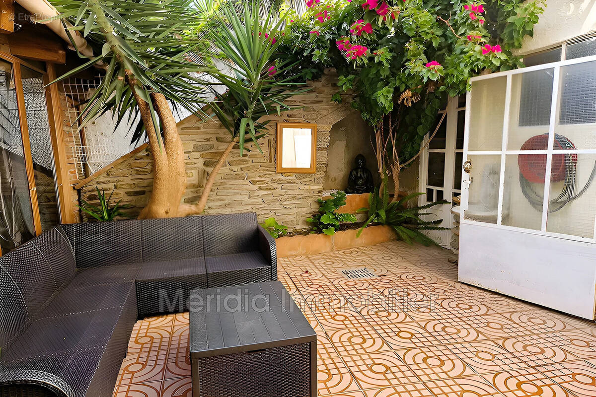 Maison à MILLAS