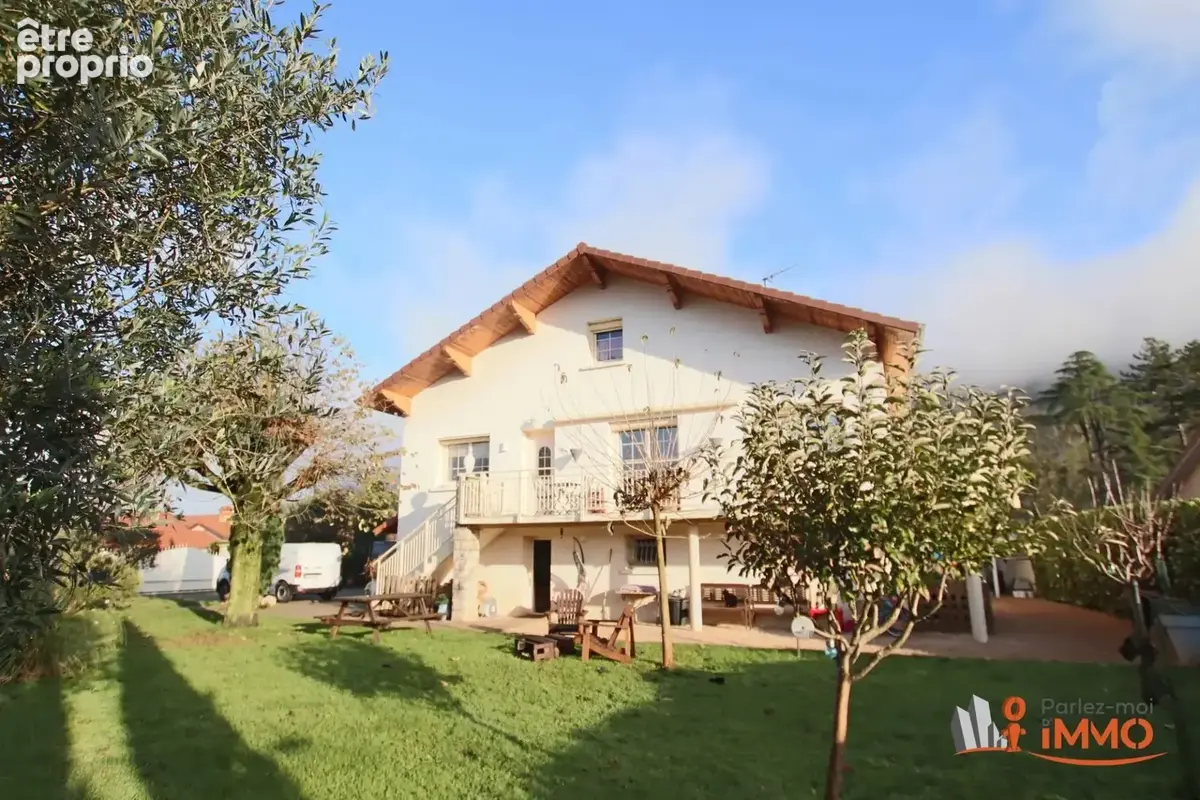 Maison à SAINT-SORLIN-EN-BUGEY