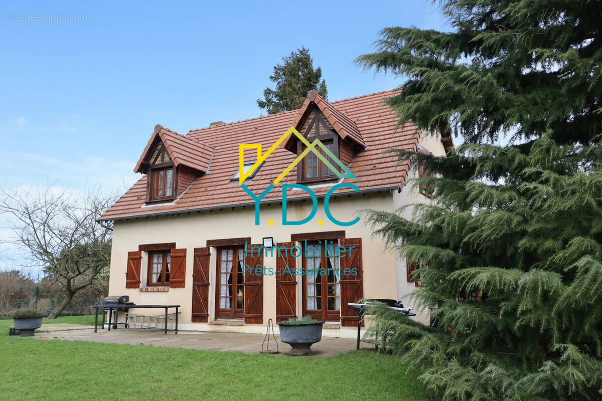 Maison à DOUDEVILLE