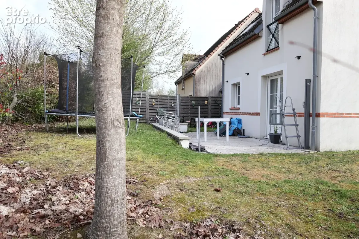 Maison 93 m² à Checy  - photo 4