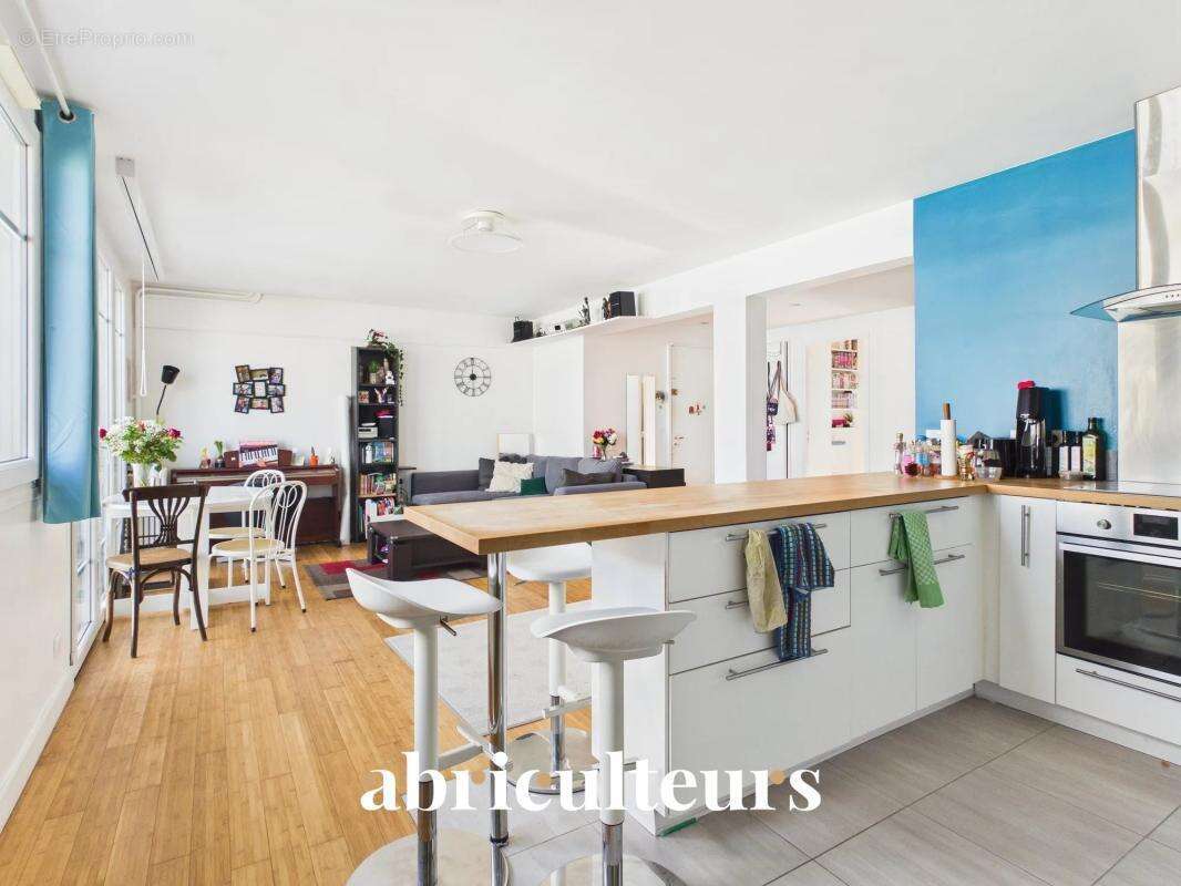 Appartement à PARIS-12E