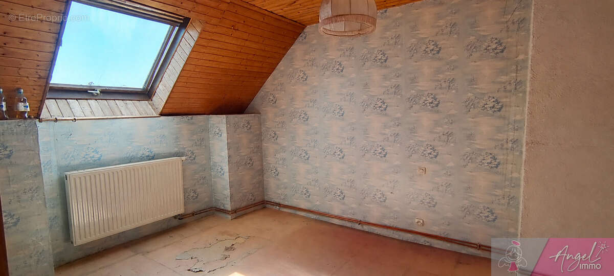 Maison à GENEUILLE