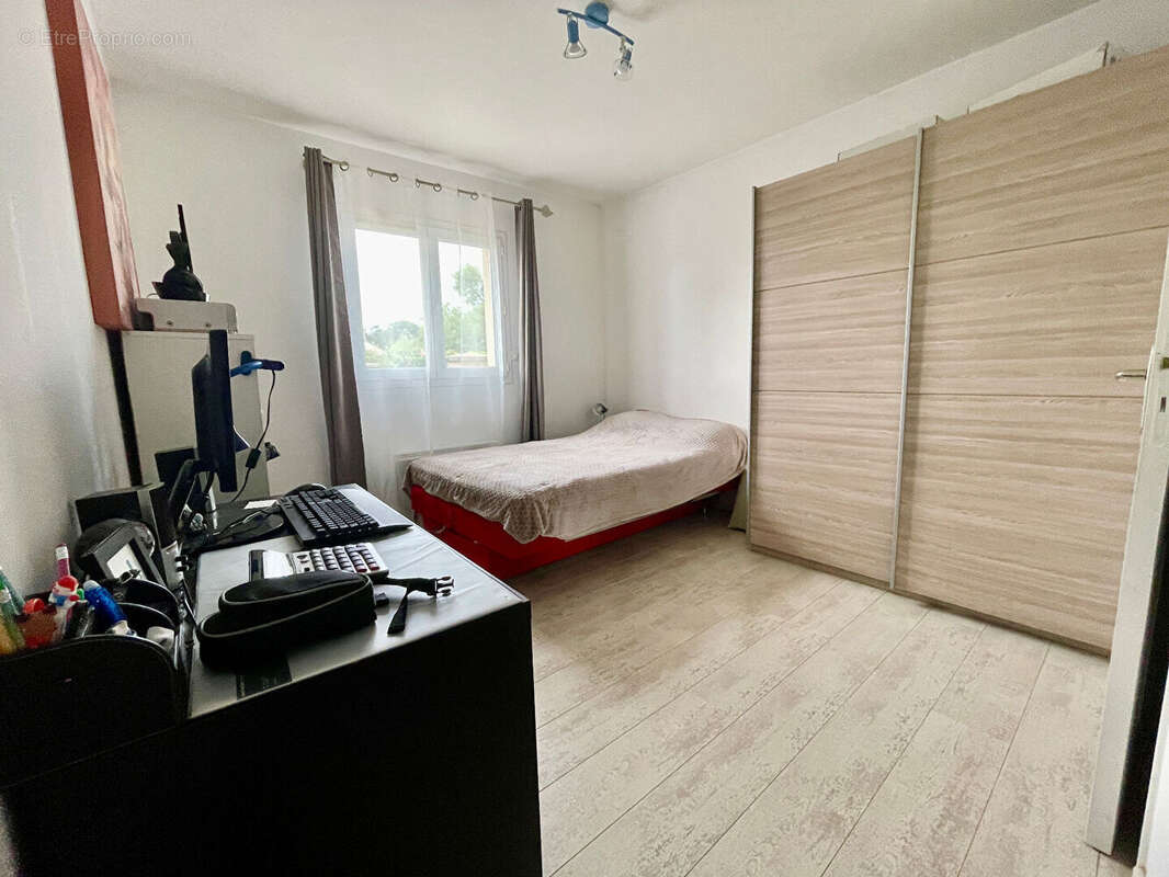 MAISON 5 Chambres (Superbe STUDIO récent) - photo 8