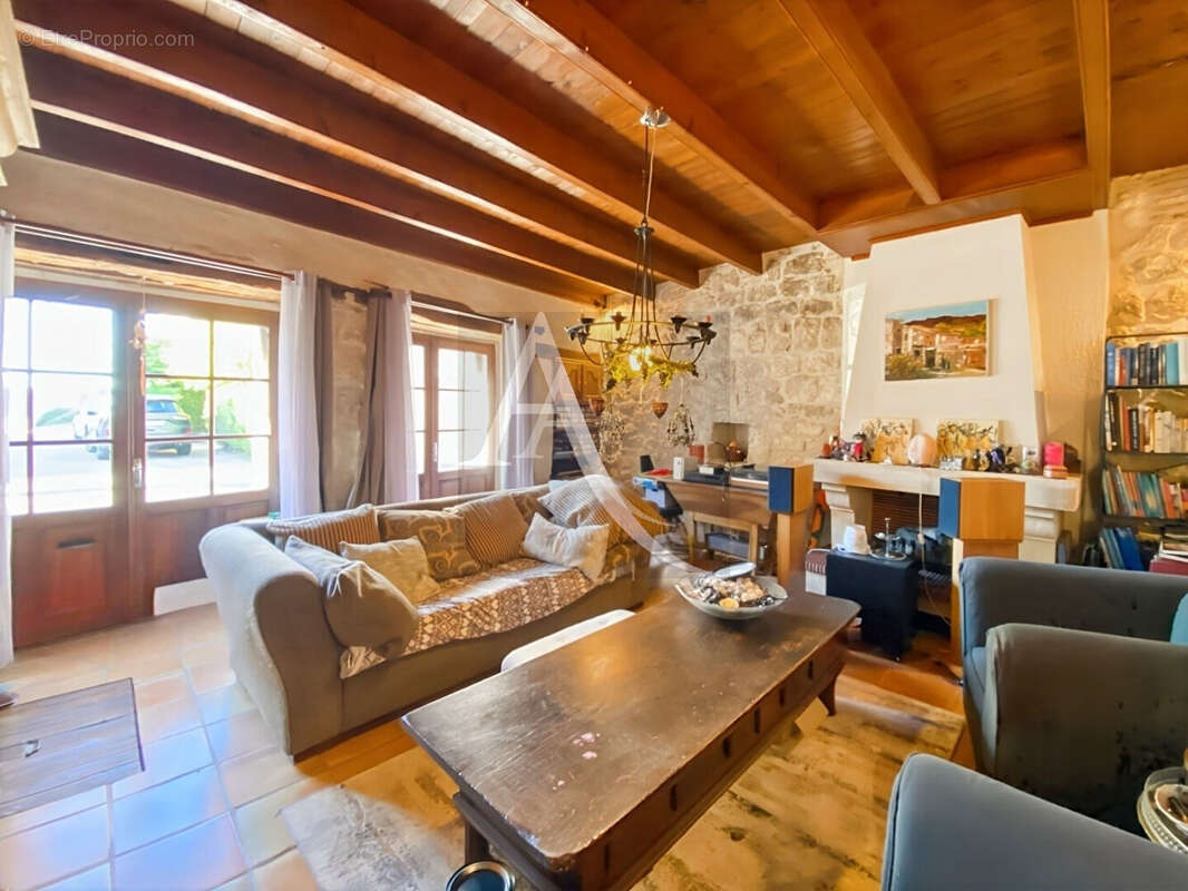 Maison à TOURNON-D&#039;AGENAIS