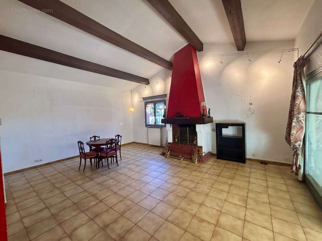 Maison à SAINT-CYPRIEN