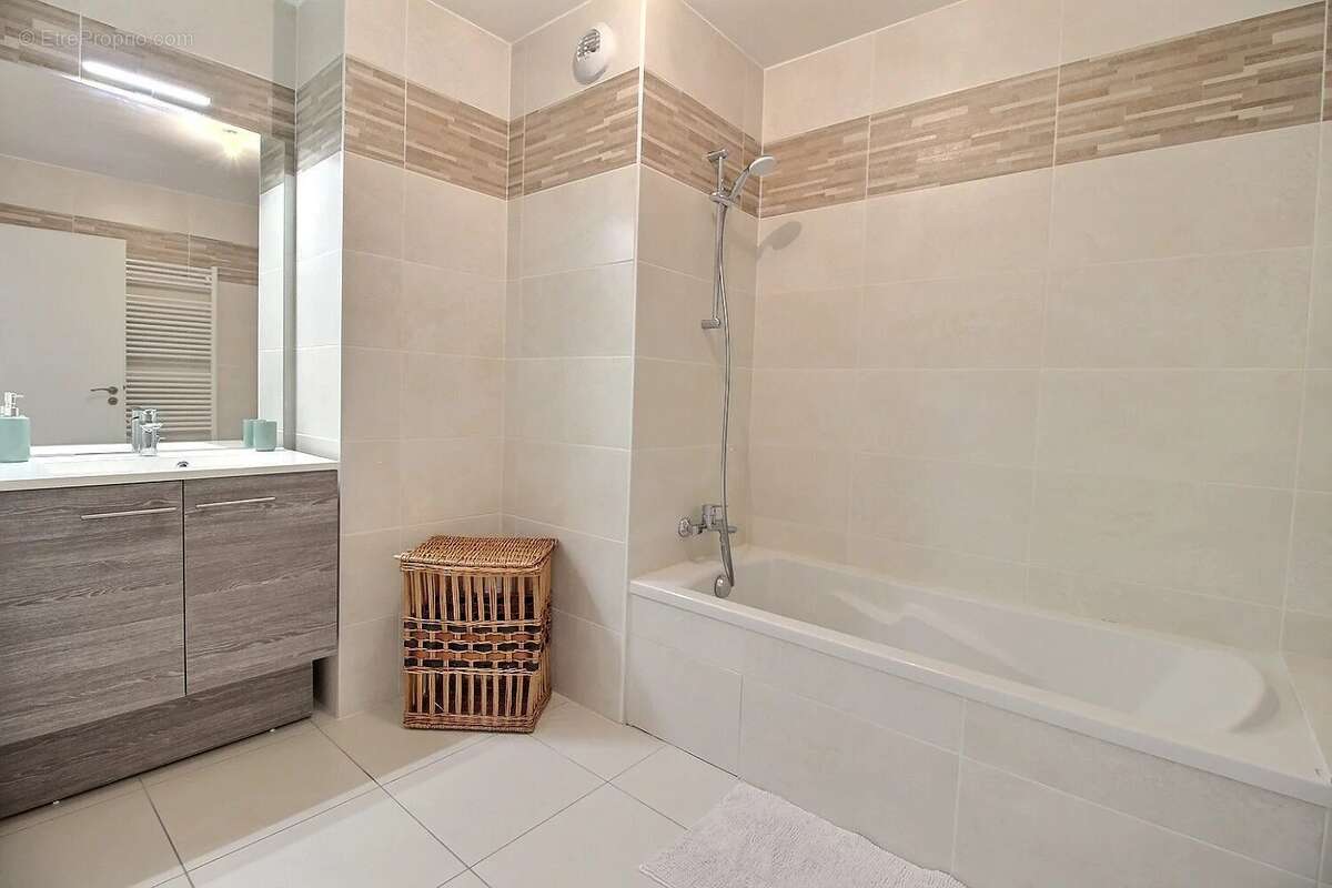 Appartement à SAINT-JULIEN-EN-GENEVOIS