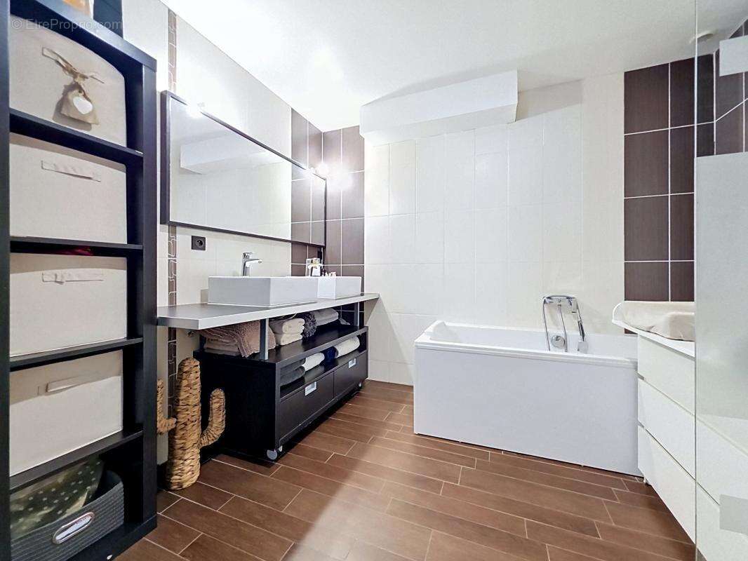 Appartement à DIEMOZ