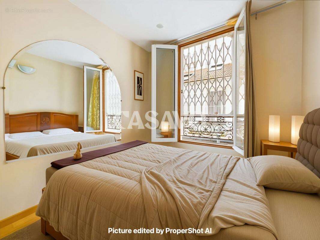 Appartement à PARIS-14E