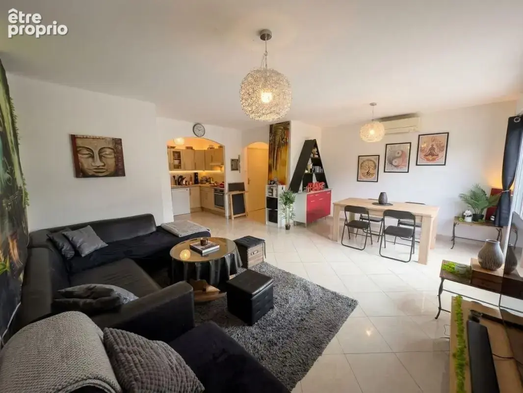 Appartement À Vendre - photo 2