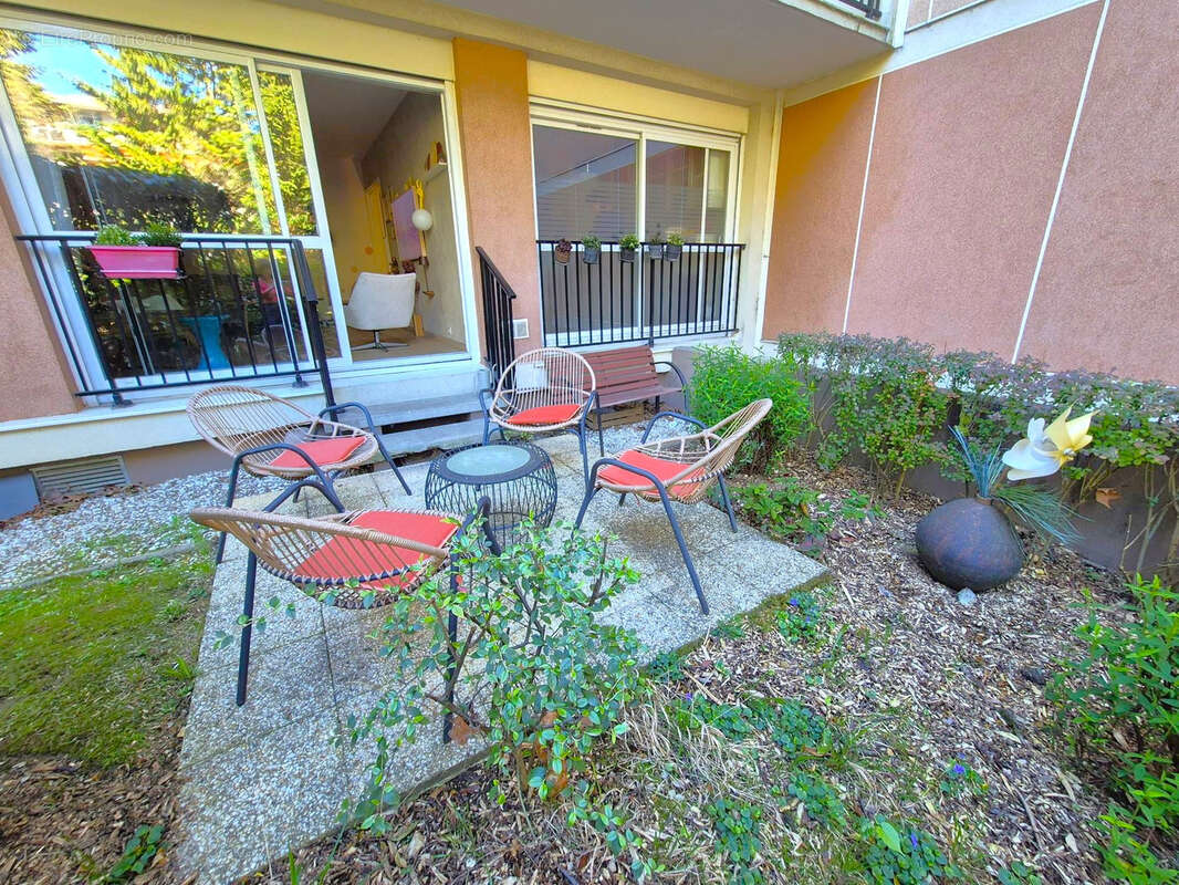 Appartement à VELIZY-VILLACOUBLAY