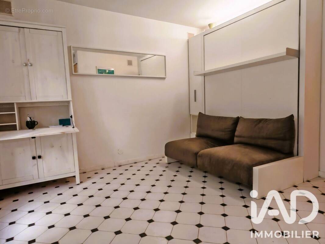 Photo 1 - Appartement à PARIS-18E