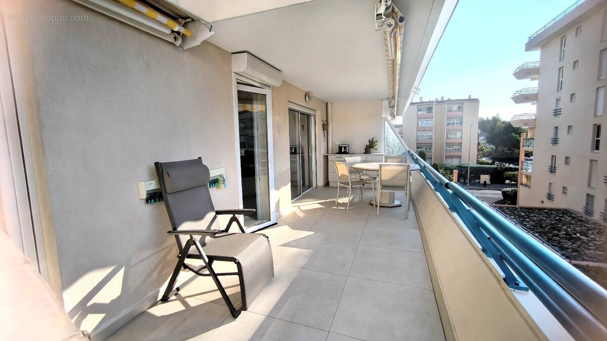 Appartement à FREJUS