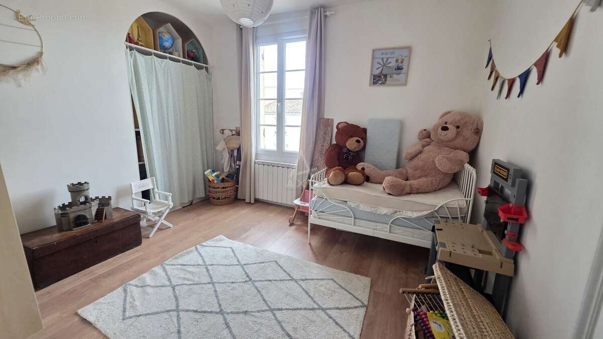 Maison à VAYRES
